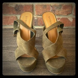 👠 BAMBOO BRAND WOMENS HEEL👠 SZ 9